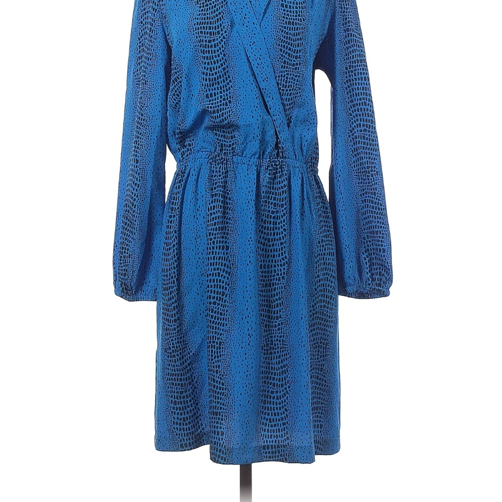 Chic Blue Textured Long Sleeve Dress